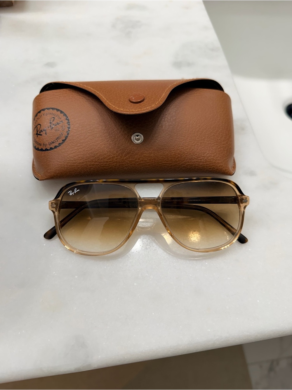 Ray-Ban Women’s Brown Gradient Aviator-Style Sunglasses